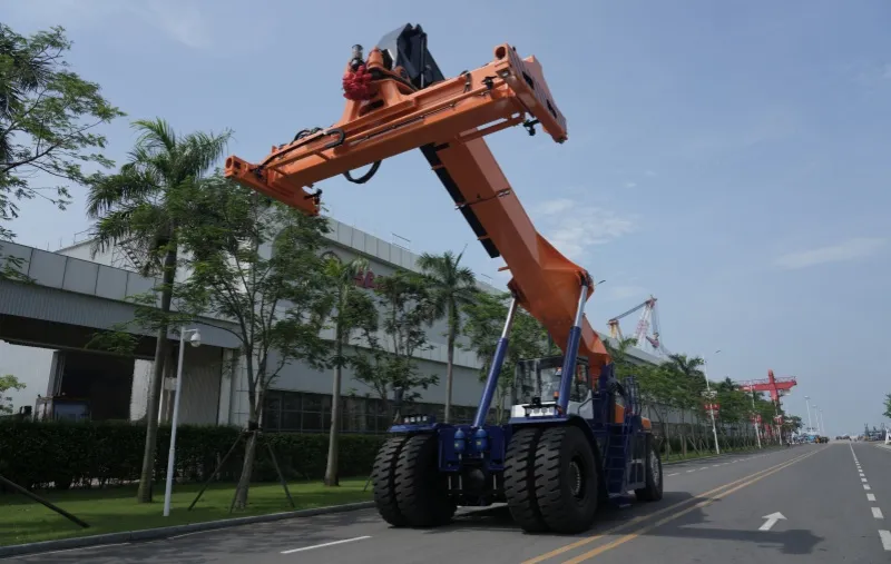 SANY 50-ton reach stacker endurance features
