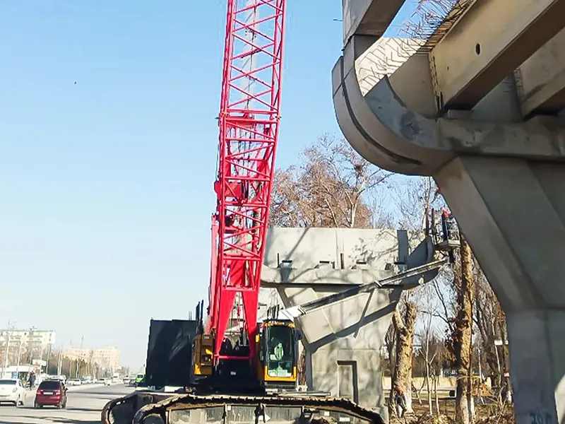 SANY crane lifting structural beam on Tashkent metro site